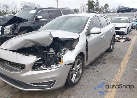 2015 Volvo S60 T5 Premier из США, поврежденный, VIN YV126MFK8F1336189